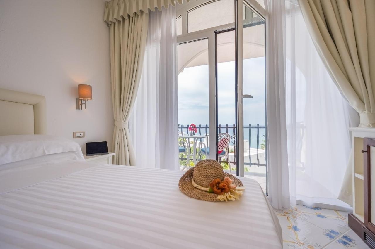 Grand Hotel Le Rocce جنوى المظهر الخارجي الصورة